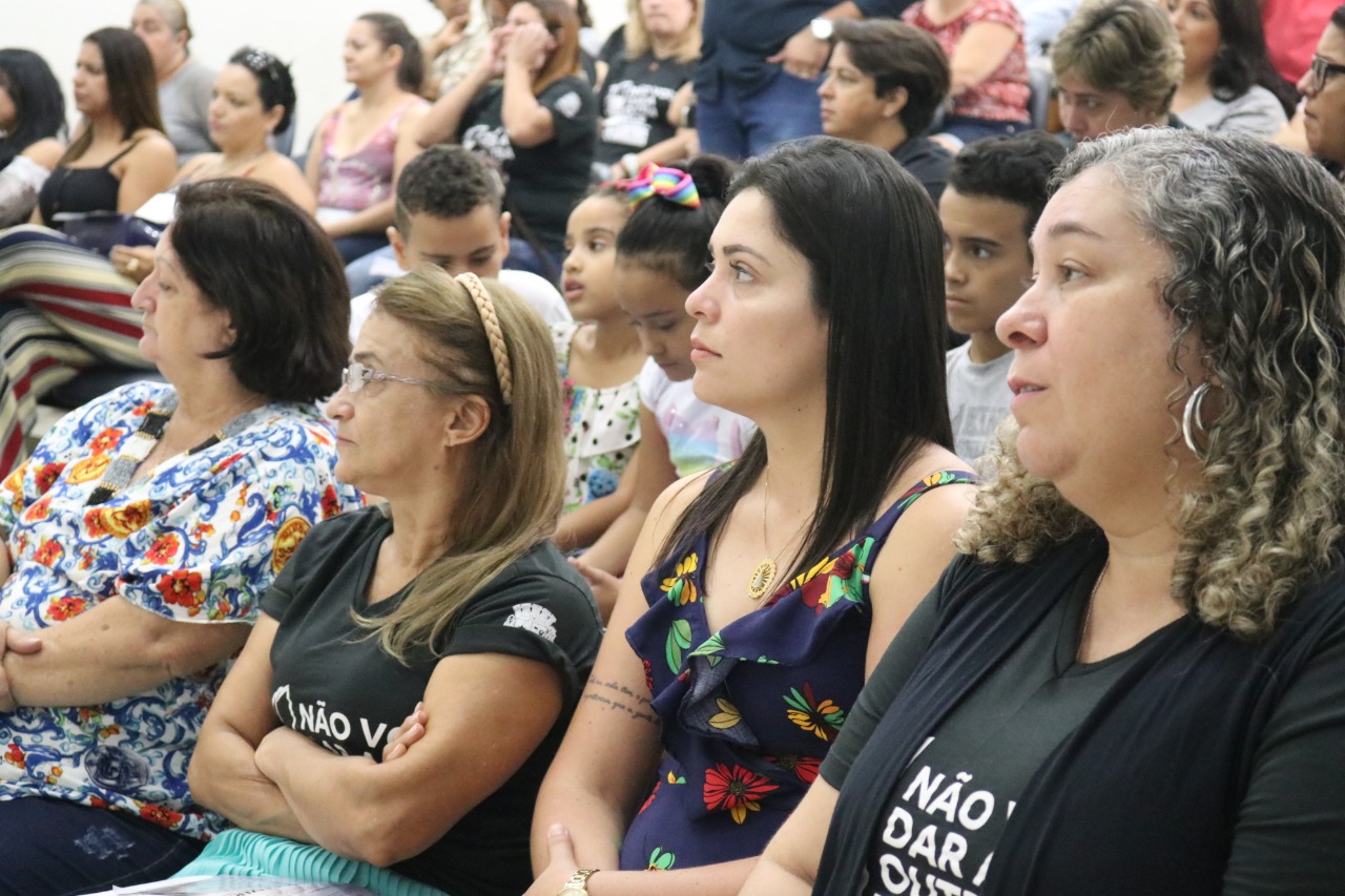 Secretaria Municipal de Assistência Social e CRAM realizam homenagem às servidoras municipais pelo Dia Internacional da Mulher